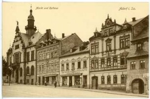 Adorf. Markt und Rathaus