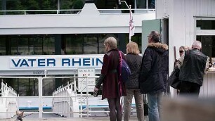 Und ruhig fließt der Rhein