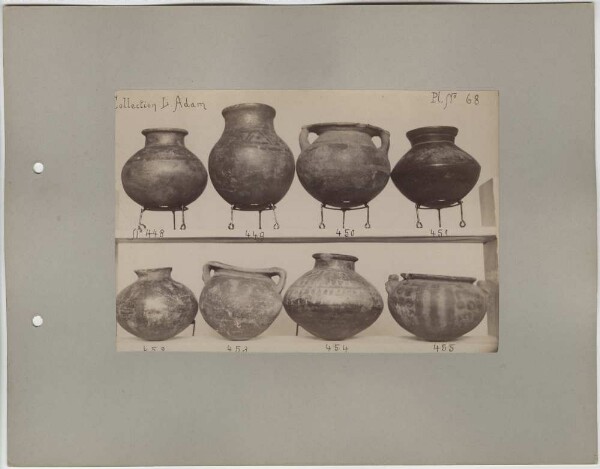 Eight clay vessels. Collection L. Adam