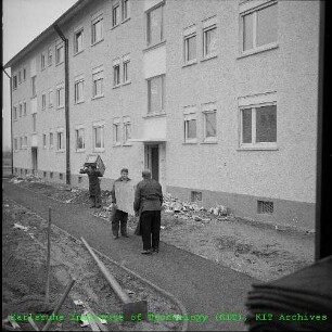 Bezug der Reaktorsiedlung in Leopoldshafen