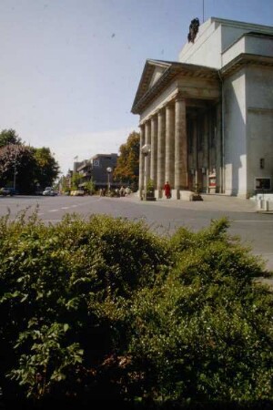 Bismarckstraße, Landestheater, Detmold; farbig