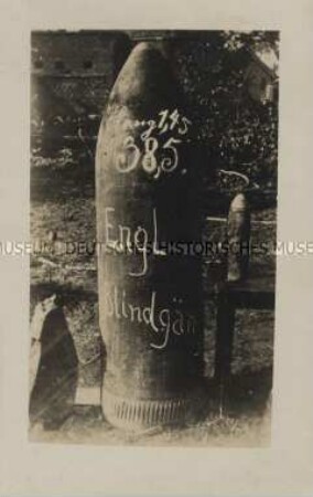 Eine englische Fliegerbombe
