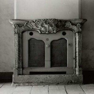 Machern, Schloss, Kamin, 17. Jh.