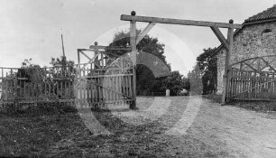 Toreinfahrt Gut Groß-Kreseln