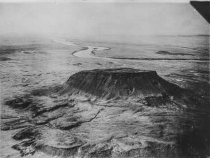 Tafelberg : Blick von oben auf einen Tafelberg nahe Wadi Halfa