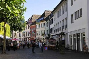 Kurfürstenstraße in Xanten : Die Kurfürstenstraße befindet sich im Zentrum. Aufgenommen in Xanten am 31. August 2009
