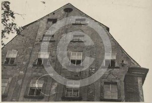 Giebelseite des Rost`schen Hauses in Lauban