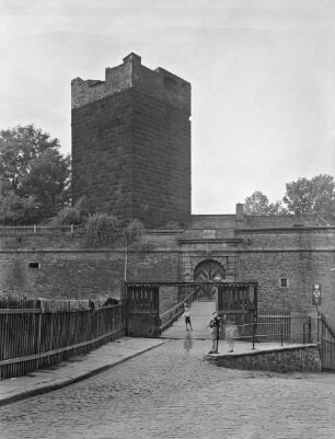 Kaiserpfalz Eger — Schwarzer Turm