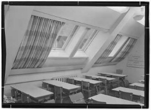 Königstein. Renovierte Häuser: Schulhort