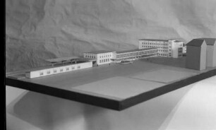 Bruchsal Empfangsgebäude Modell