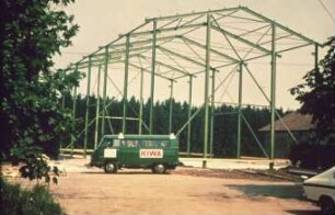Fotografie: Betriebsgebäude, Bauart, Baustoffe, Greiferhalle