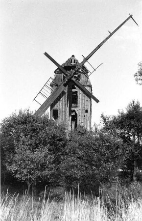 Glinde (Kreis Schönebeck). Mühle Karl Wieblitz, Bockmühle, Baujahr 1878 (1985 eingestürzt)