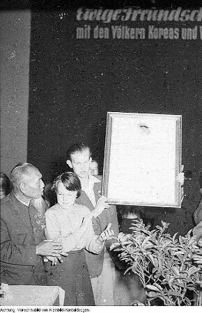 Dresden. Pionierorganisation "Ernst Thälmann". II. Pioniertreffen, Ensemble - Freilichtbühne "Junge Garde", 12.-18. August 1955