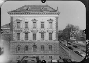 Dresden-Neustadt, Hospitalstraße 7. Ehem. Amtsgericht (1892-1894; M. I. Krause, K. L. F. Schmidt). Seitenfront