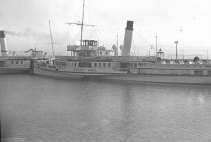 Friedrichshafen Hafen Raddampfer Hohentwiel