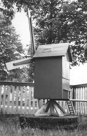 Pflückuff-Mehderitzsch. Modell einer Bockmühle