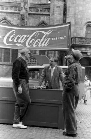 Freiburg: Nr. 11; Direktor Möbius, Hannover; Fiat; am Coca-Cola Stand