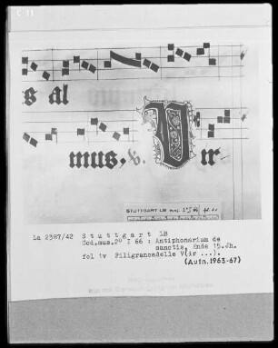 Antiphonarium de Sanctis (Dominikanerinnenhandschrift) — Initiale V(ir), Folio 1verso