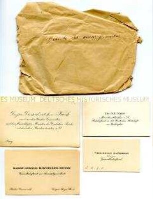 Umschlag mit 19 Visitenkarten aus dem Büro des Reichskanzlers Wilhelm Marx, Umschlag mit eigenhändiger Aufschrift "Beamte des ausw. Dienstes" - Sachkonvolut