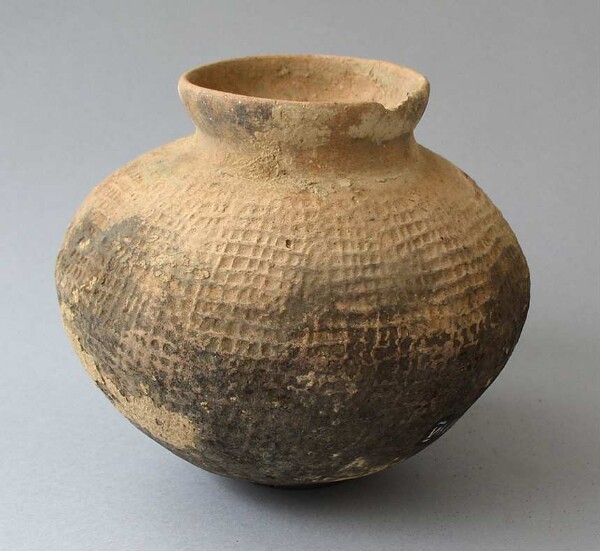 Clay vessel