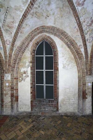 Könige des Alten Testaments, Propheten und Apostel unter Baldachinen — Fragmente zweier Apostel unter Baldachinen