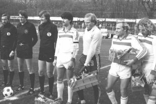 Freiburg im Breisgau: Benefizspiel Freiburger FC gegen SC Freiburg [u.a. mit Joachim Löw]