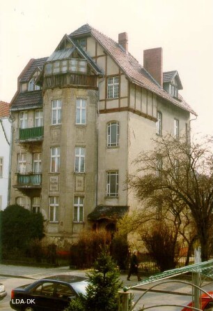 Mietshaus & Einfriedung; Berlin, Lichtenberg
