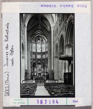 Seés: Kathedrale, Inneres nach Osten