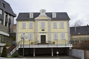 Ehem. Kavaliershaus; Usingen, Schloßplatz 4