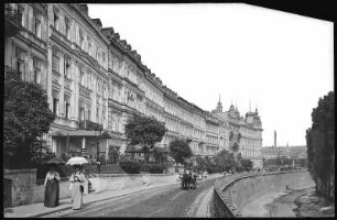 Karlsbad. Gartenzeile