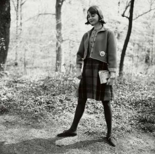 Modeaufnahme, Modell Maryanne Mc. Lean (Mademoiselle)