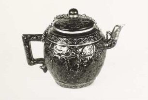 Teekanne mit flachem Relief und Goldmalerei