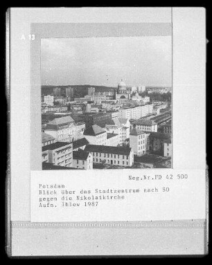 Potsdam, Blick über das Stadtzentrum nach Südosten gegen die Nikolaikirche