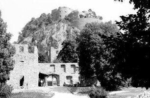 Singen: Hohentwiel, Eingang zur Burg