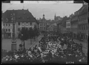 Umzug von Schülern anläßlich eines Schützenfestes 1905
