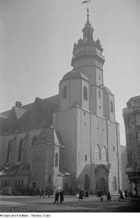 Vorderansicht der Nikolaikirche