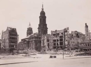 Altmarkt : Altmarkt-Südostecke mit Kreuzkirche und Neuem Rathaus