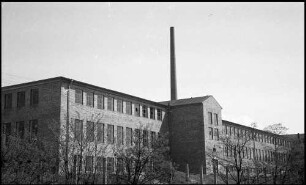 Warburg: Konservenfabrik, Teilansicht Südseite, von Westen her gesehen