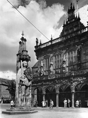 Roland : Roland. Stein; Höhe (Figur) 5,47 m (1404). Bremen, Marktplatz