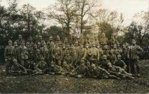 Gruppenbild von Soldaten des Landwehr Infanterie Regiment Nr. 120 8. Kompanie