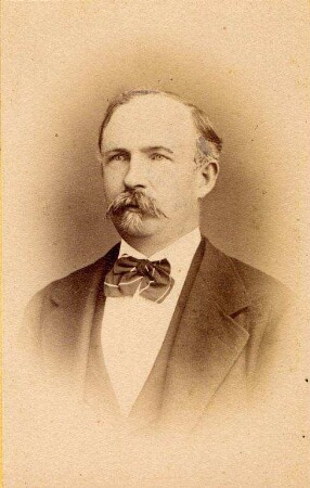 Erinnerungsalbum für Professor August La Fontaine mit Fotografien von seinen Schülern. Schmieder, Albert