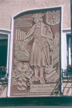 Gedenktafel für den Organisten Paul Hofhaimer (1459-1537) (1962; Exner). Radstadt, Geburts- und Wohnhaus Pfeifergasse 13