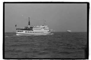 Fehmarn I ex Münsterland -76 (1964), Seetouristik, Lübeck