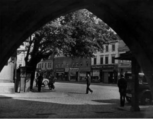 Fürstenwalde/ Spree (Mark Brandenburg). Blick aus der Rathauslaube auf den Marktplatz