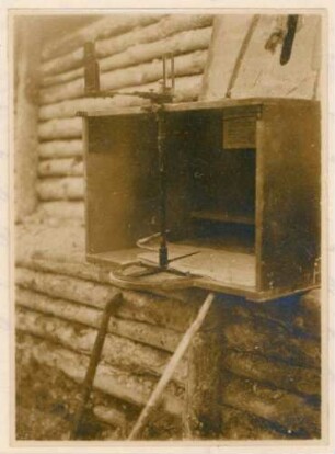 Foto eines Ausschnittkastens (schräg)