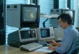 Garching. Deutscher Astronom mit einem Einmeter-Testspiegel