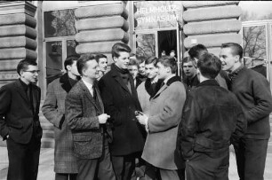 Besuch von Schülern aus der Partnerstadt Nancy beim Helmholtz-Gymnasium.