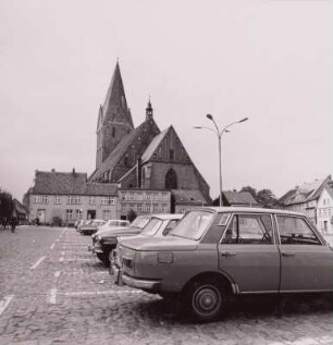 Barth. Markt. lick nach Westen gegen die Marienkirche, um 1960