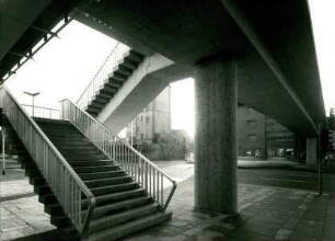 Leichtbeton - Fußgängerbrücke zur Rheingoldhalle, 1968