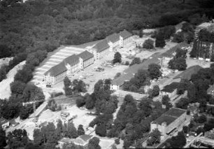 Dresden-Neustadt, Marienallee 14. Ehemalige Graf-Stauffenberg-Kaserne (jetzt Heeresschule). Luftbild-Schrägaufnahme nach Nordnordwesten